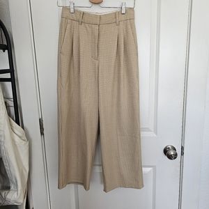 Aritzia Effortless Pant Cream Houndstooth Size 4